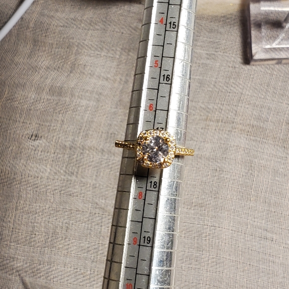 🆕️💍Gold plated sterling silver CZ RING - Picture 2 of 6